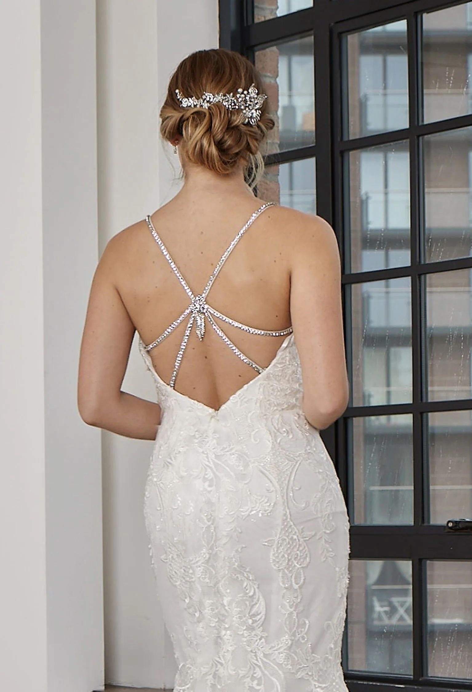LC323 Lace Mermaid Wedding Dress with Sweetheart Neckline - Image 2