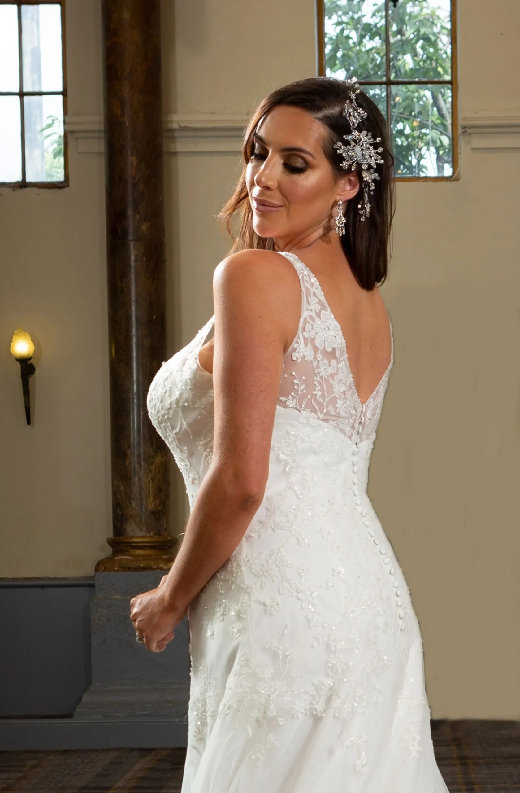 LC424 Illusion A-Line Lace Wedding Dress - Image 4