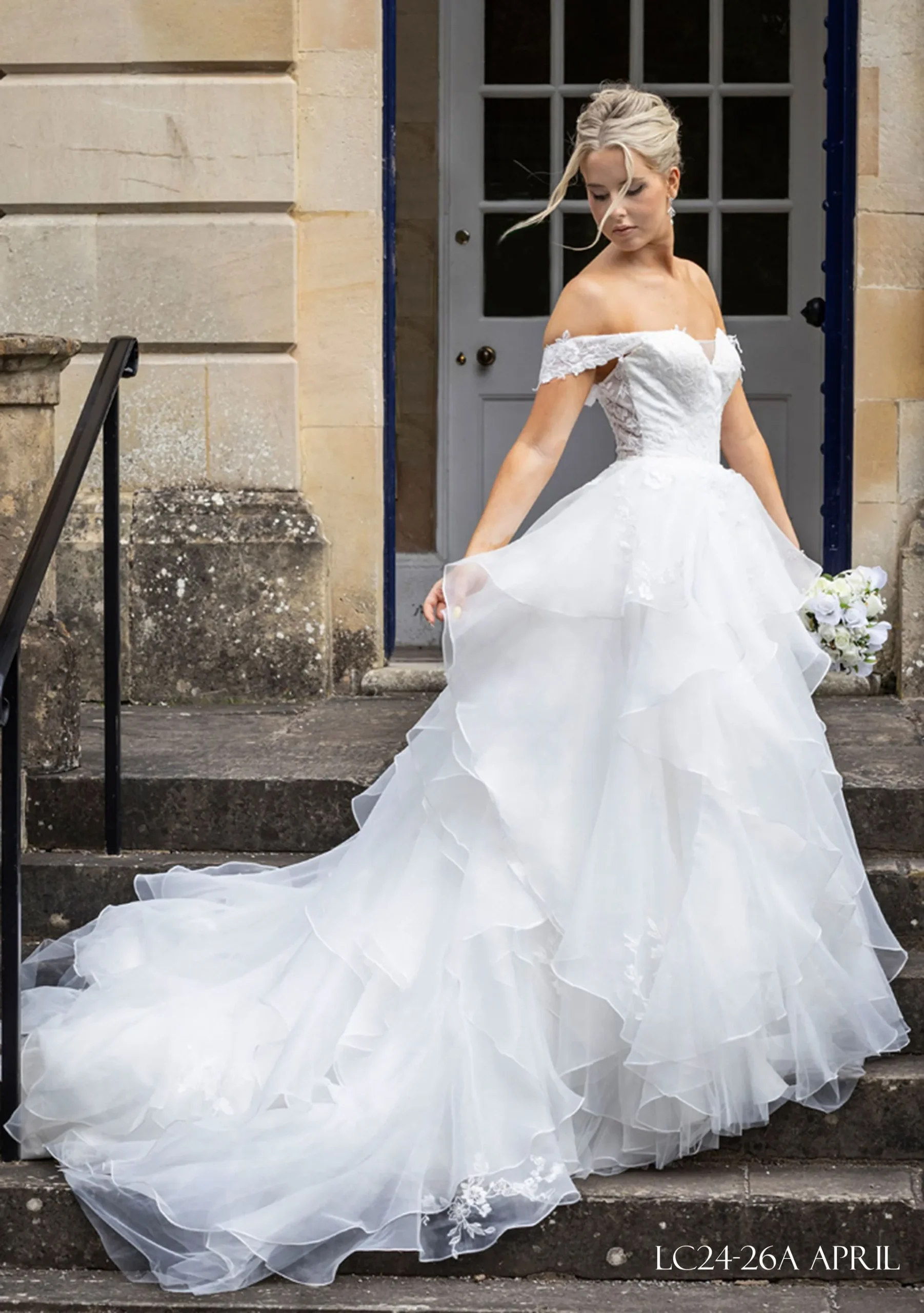 LC24-26A Sweetheart Organza Ball Gown Wedding Dress - Image 4