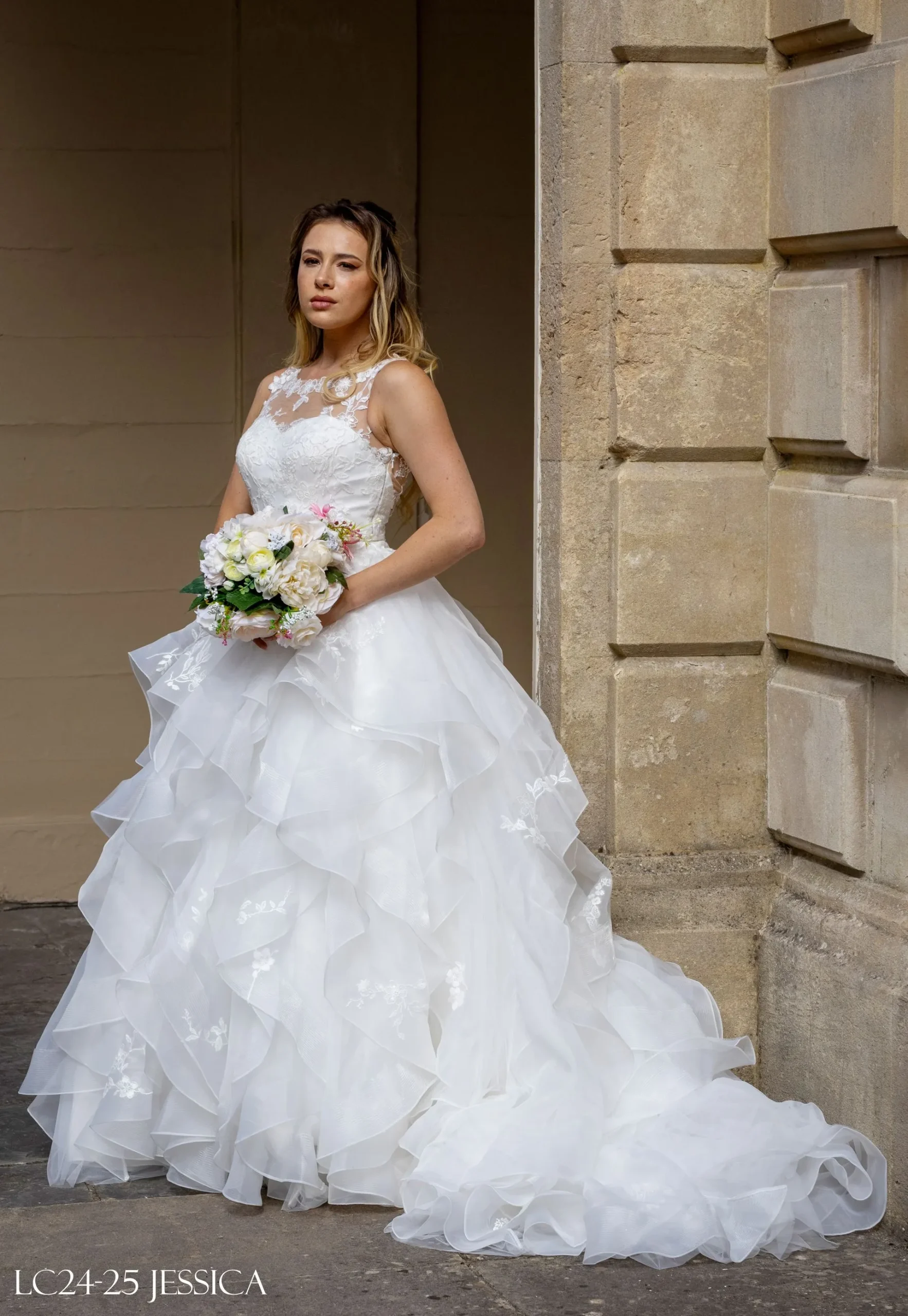 LC24-25 – Elegant Illusion Lace A-Line Organza Ballgown Wedding Dress (Copy)