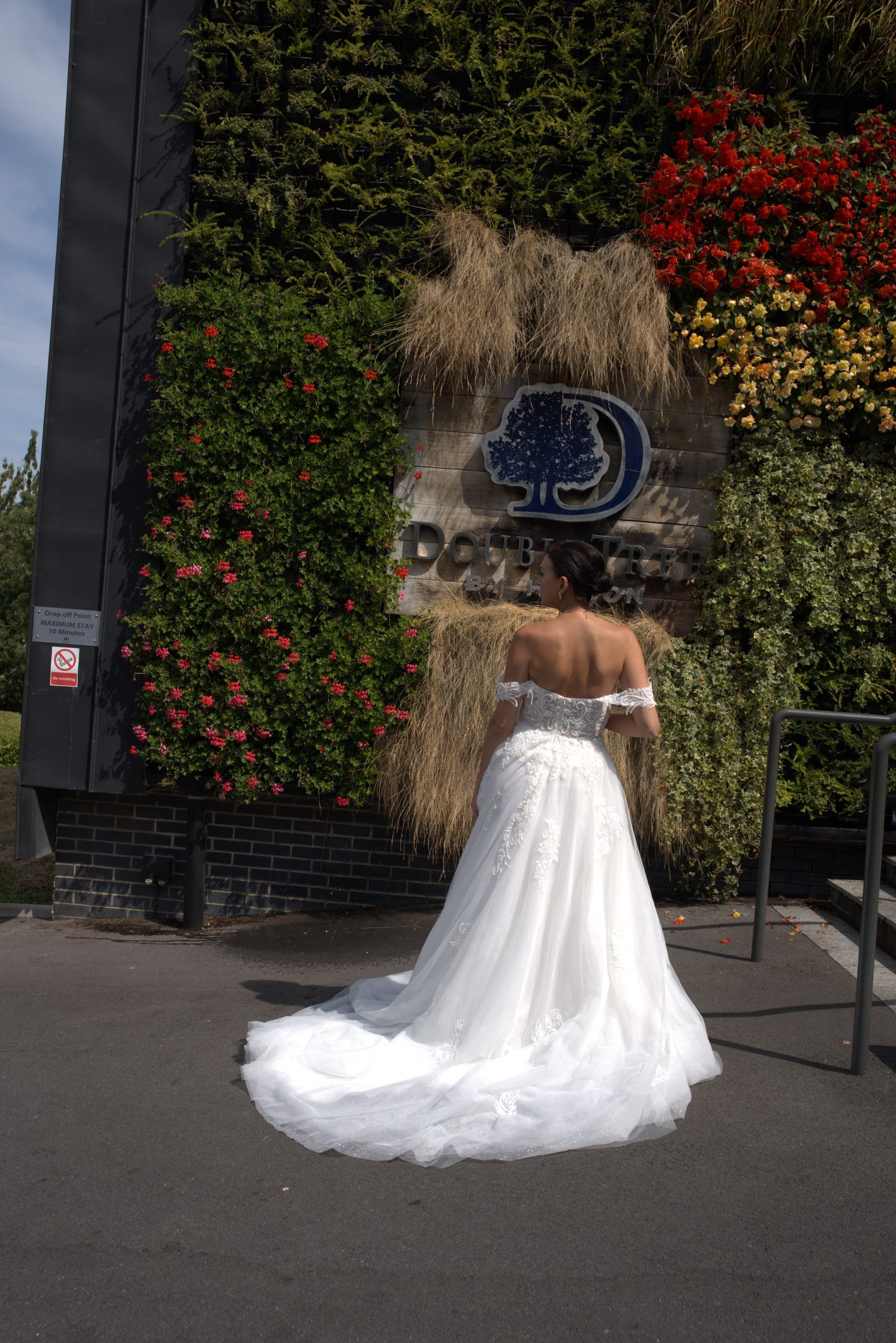 LC2710 – Elegant Cheryl Fairy-Tale Princess Wedding Dress - Image 4