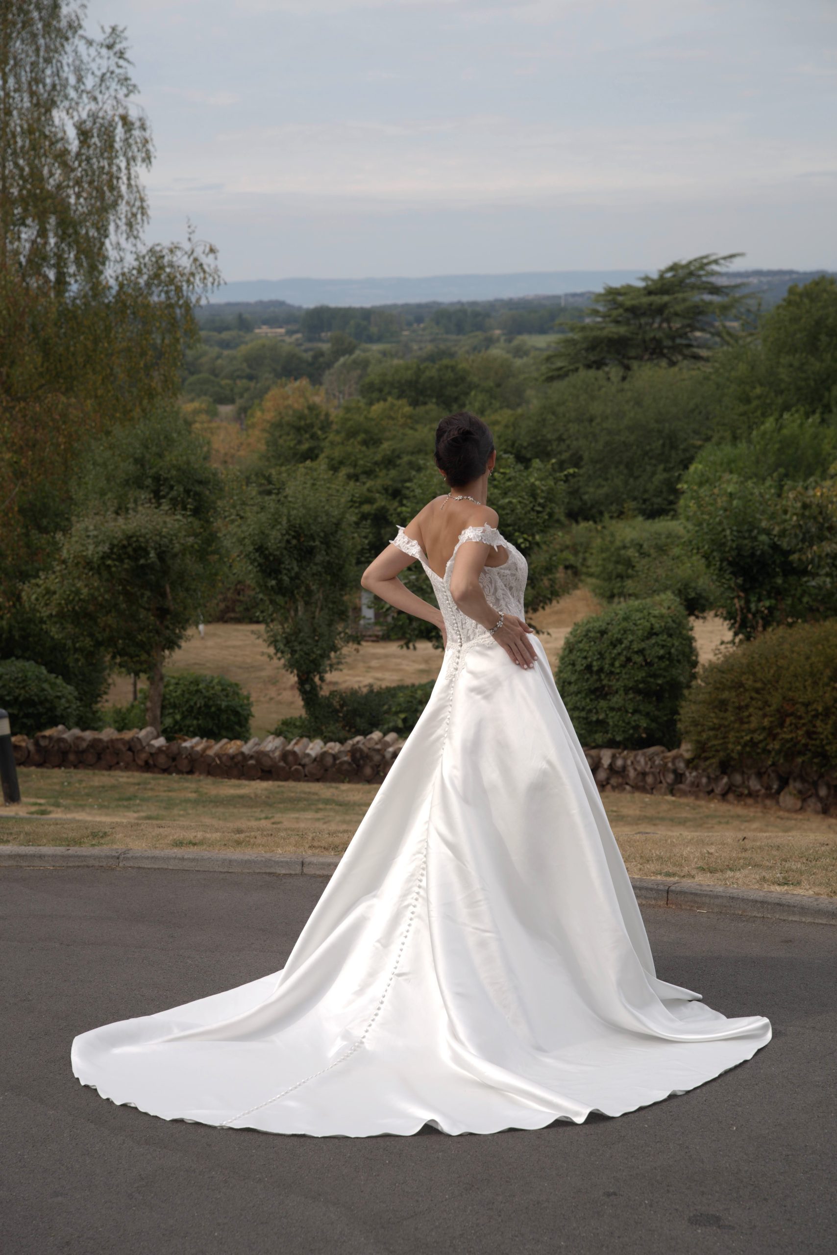 LC2706 – Elegant Serena Off-Shoulder A-Line Wedding Dress - Image 5