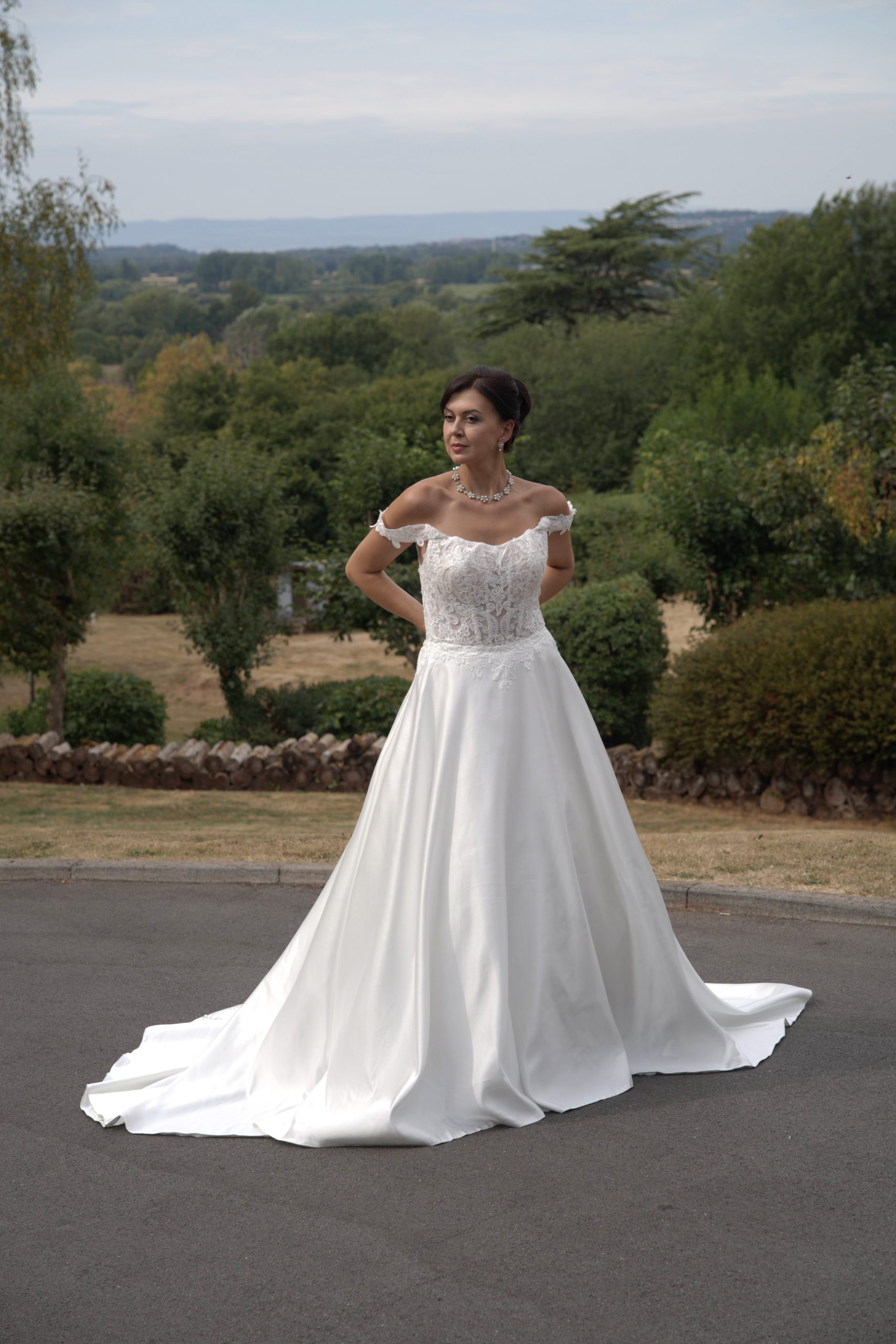 LC2706 – Elegant Serena Off-Shoulder A-Line Wedding Dress - Image 4