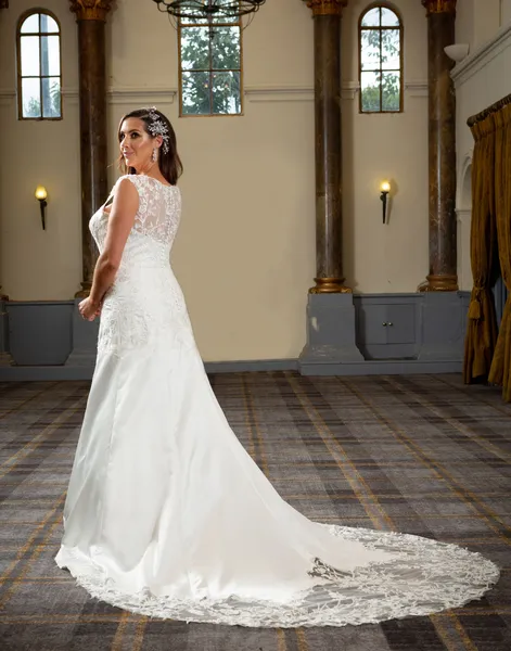 LC429 – Classic Ivory Lace Appliqué A-Line Wedding Gown - Image 4