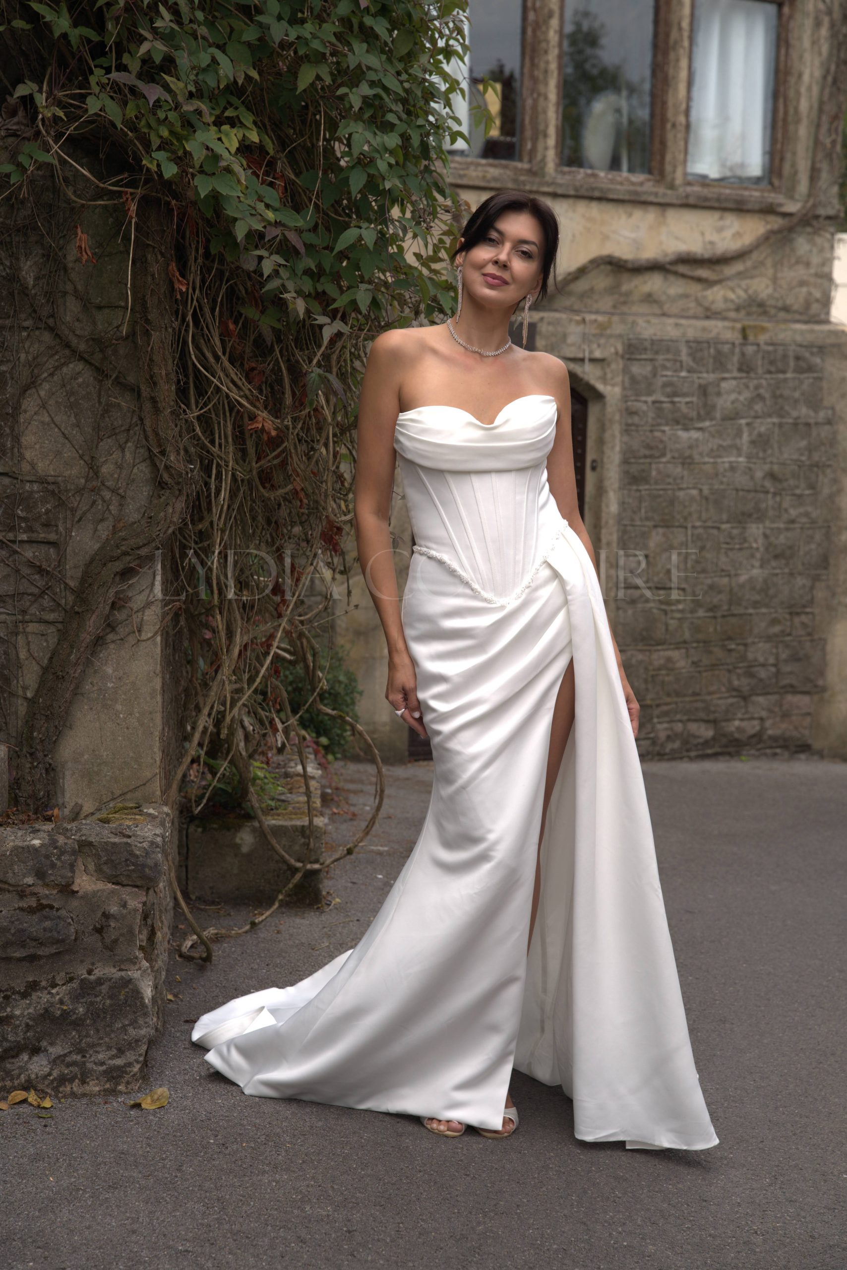 LC2703 – Elegant Paris Strapless Corset Wedding Dress - Image 2