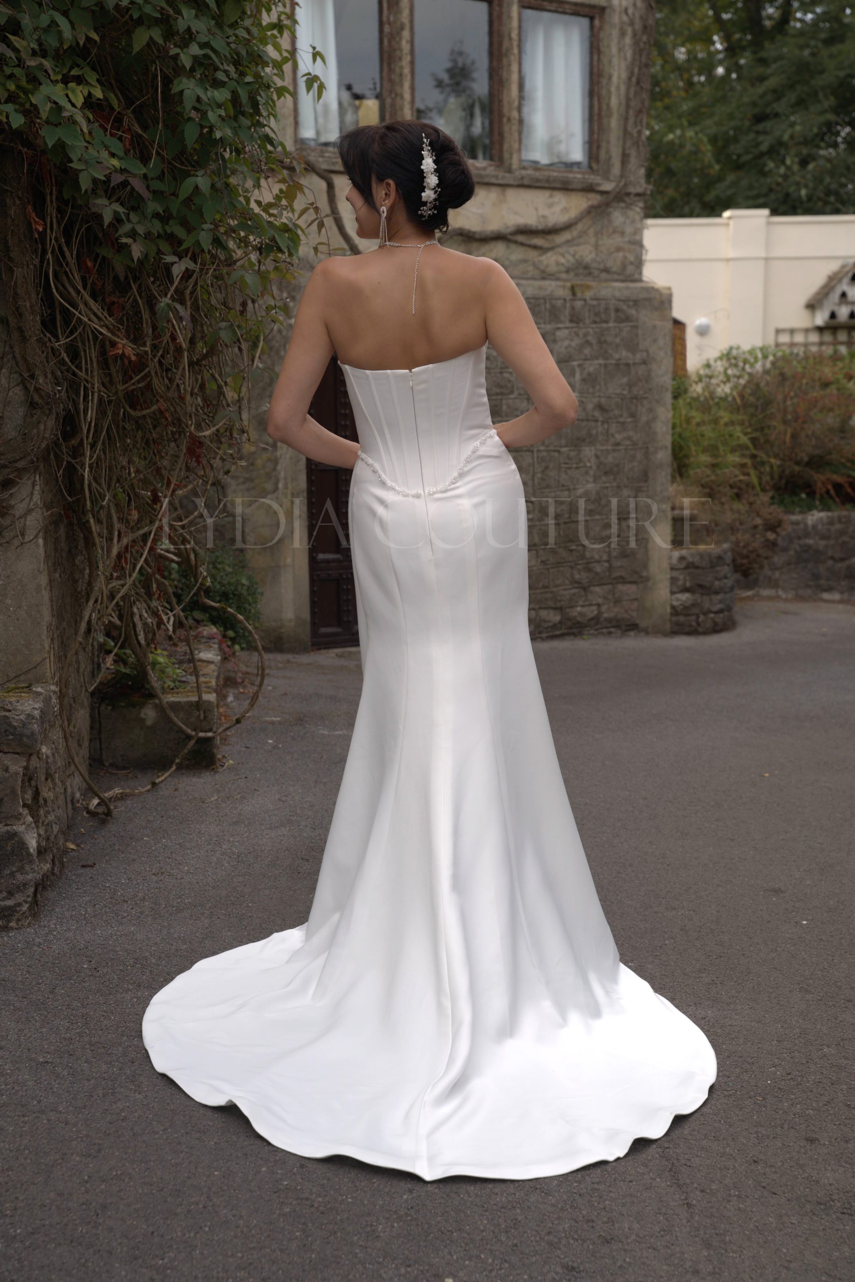 LC2703 – Elegant Paris Strapless Corset Wedding Dress - Image 5